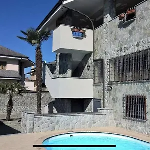 Fiera Milano Rho 5 Bed & Breakfast Bareggio